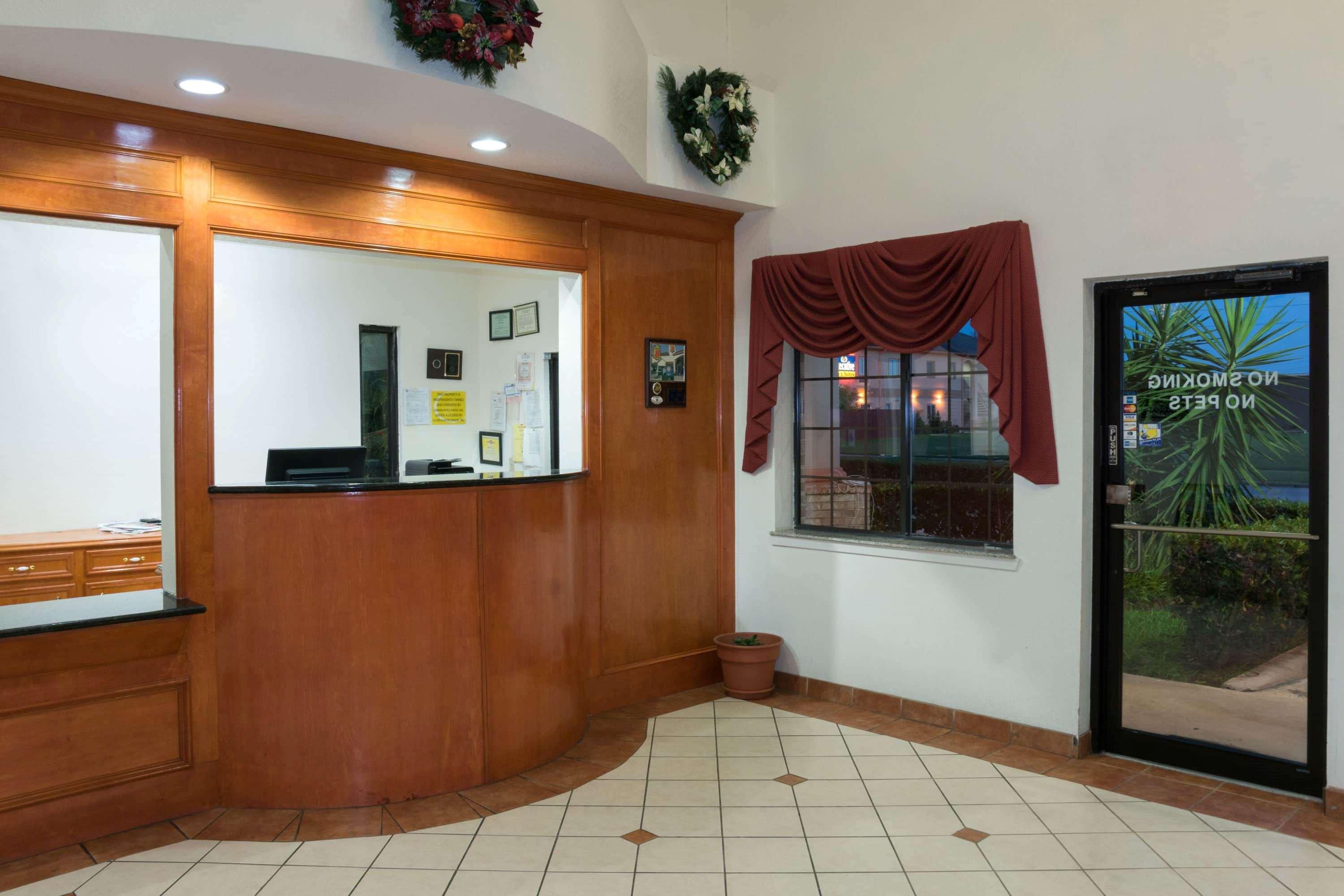 Hotel Super 8 By Wyndham Stafford Sugarland Area Exterior foto