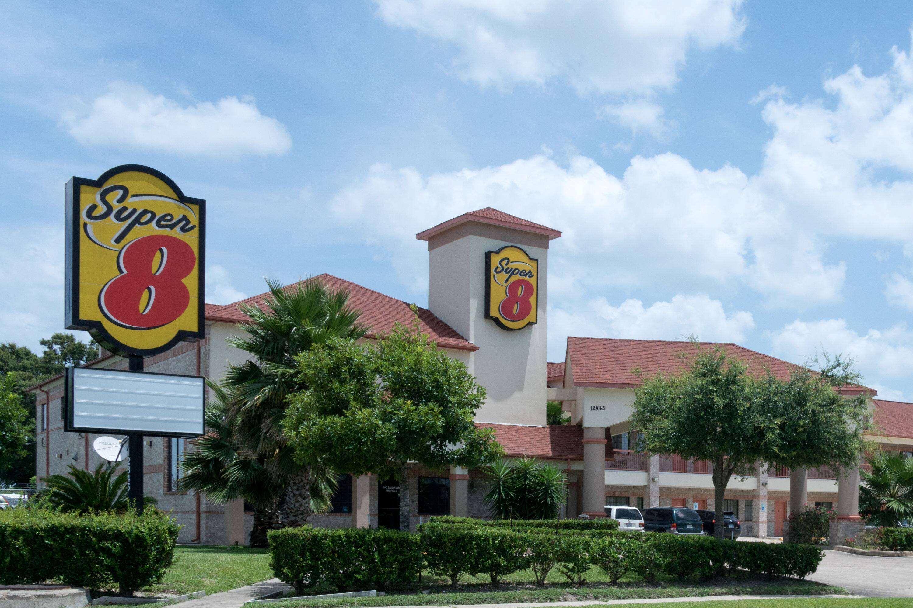 Hotel Super 8 By Wyndham Stafford Sugarland Area Exterior foto